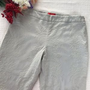 Oscar de la Renta Paisley Embossed Cropped Pants